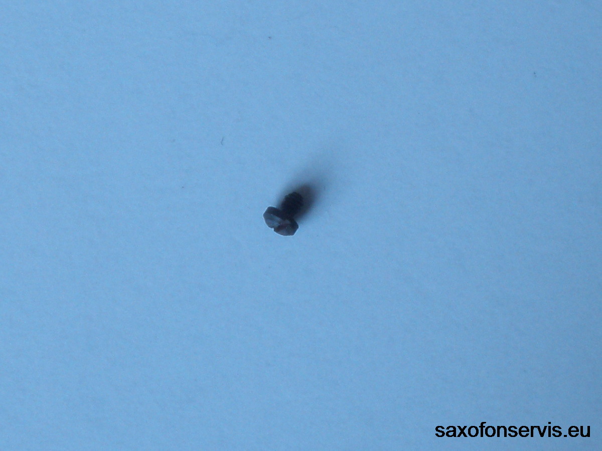  Šroubek 1,4 x 2,2mm na ploché perko 