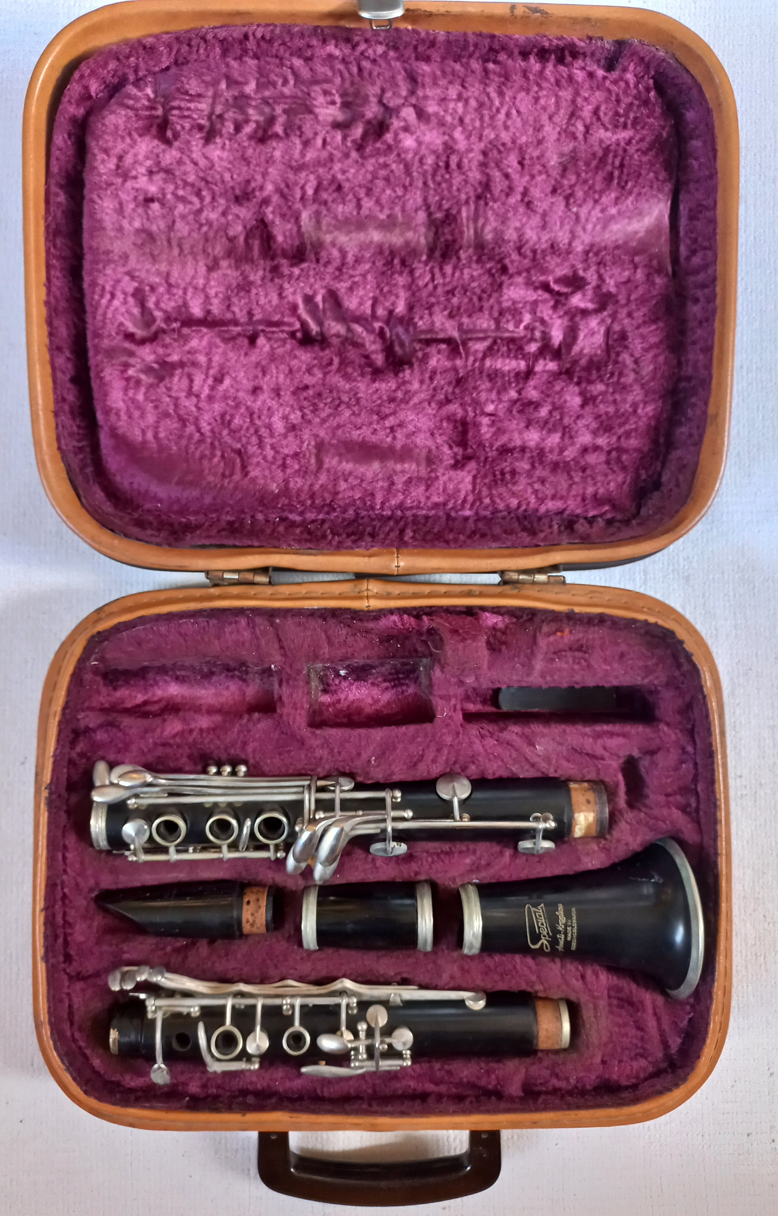 Amati Special neplnokapkový ACL 312 
