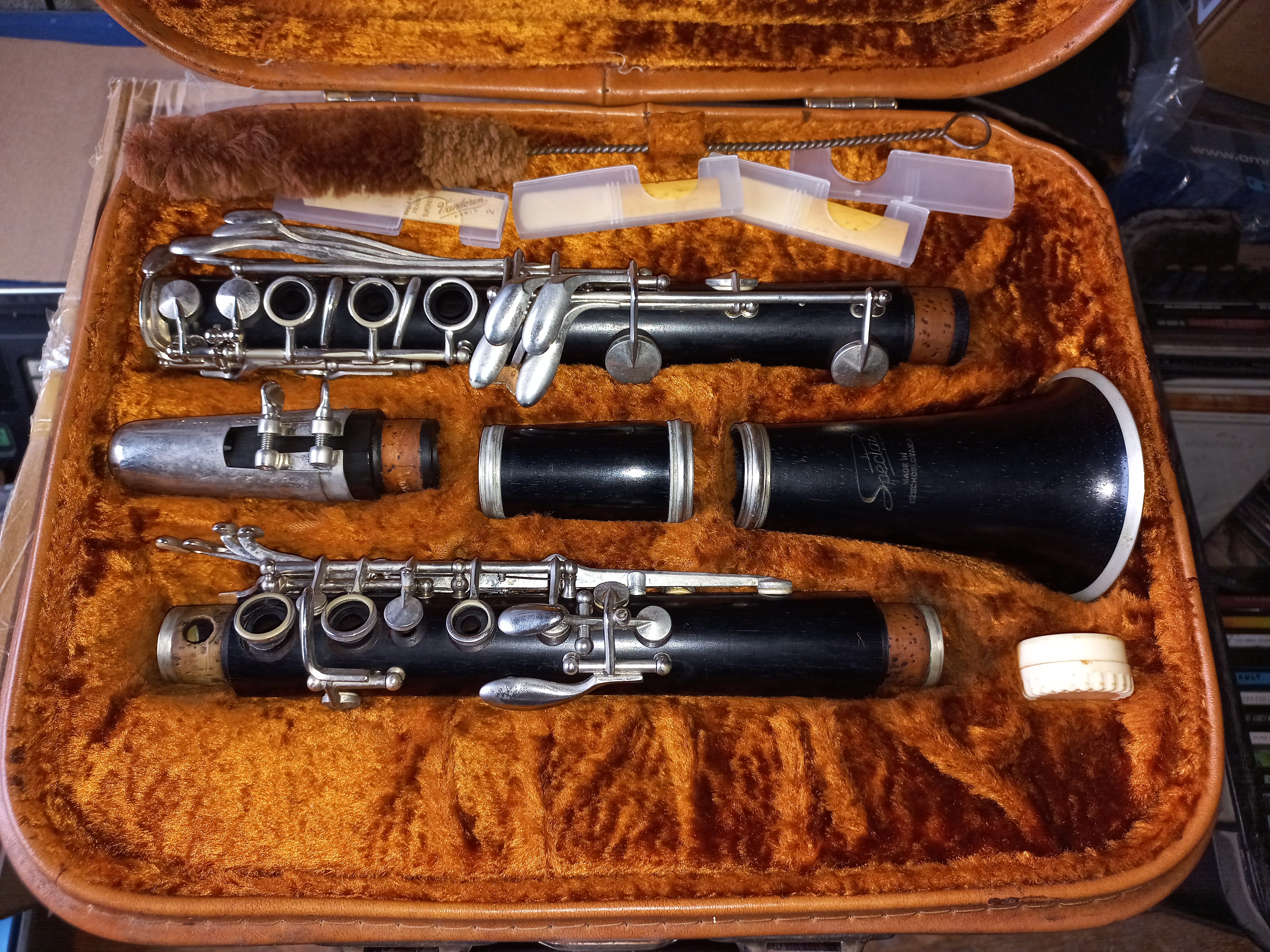 Bb klarinet neplnoklapkový  Amati Special  ACL 314