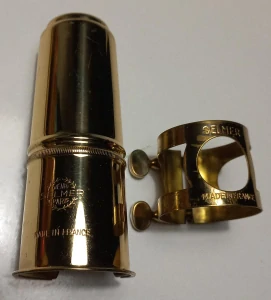SELMER - Klobouček a ligatura na tenor sax hubičku.