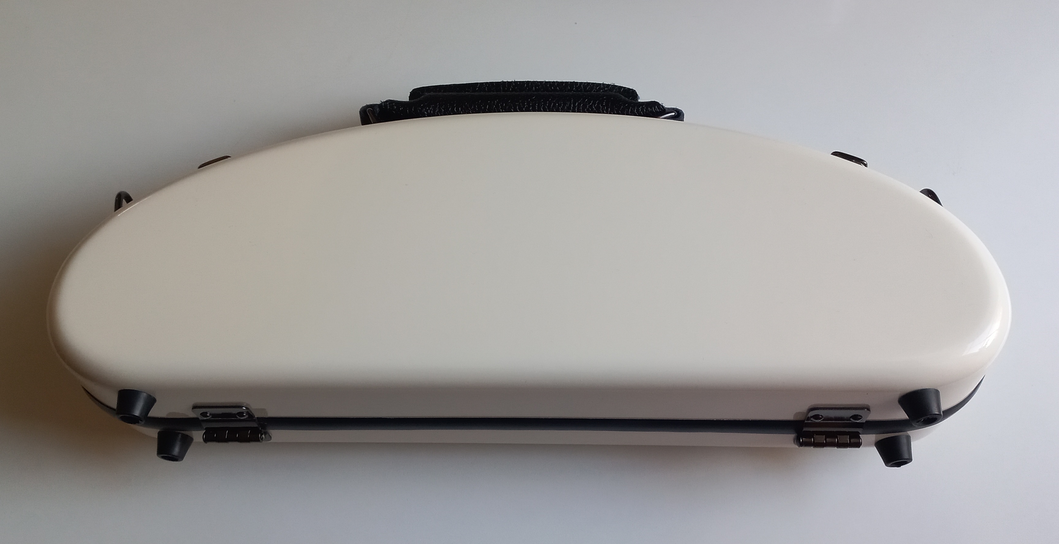 JW Eastmann  CE 121 W  - Bílý