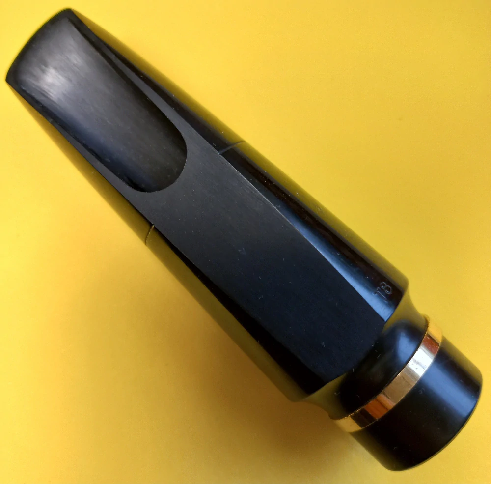 Vandoren 16V  T8 tenor sax