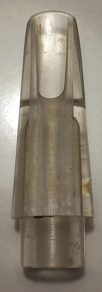 LAR   No.8740