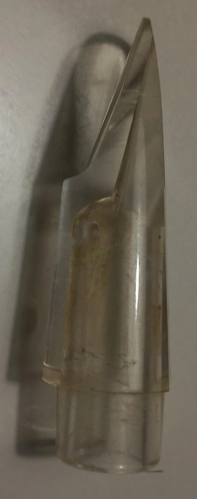 LAR   No.8740