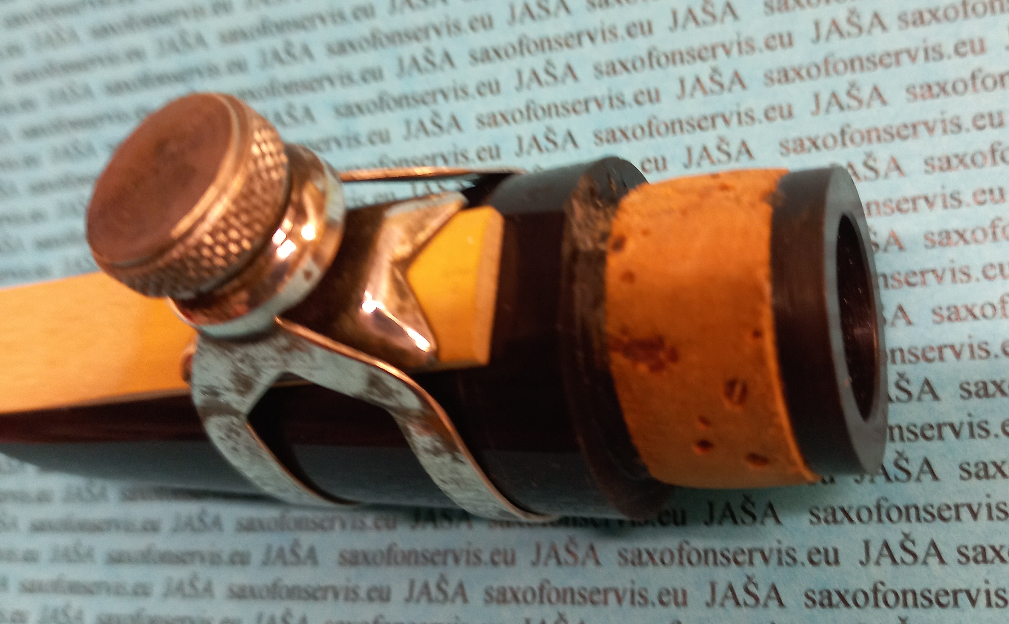Ligatura Vintage na klarinet nebo alt sax.