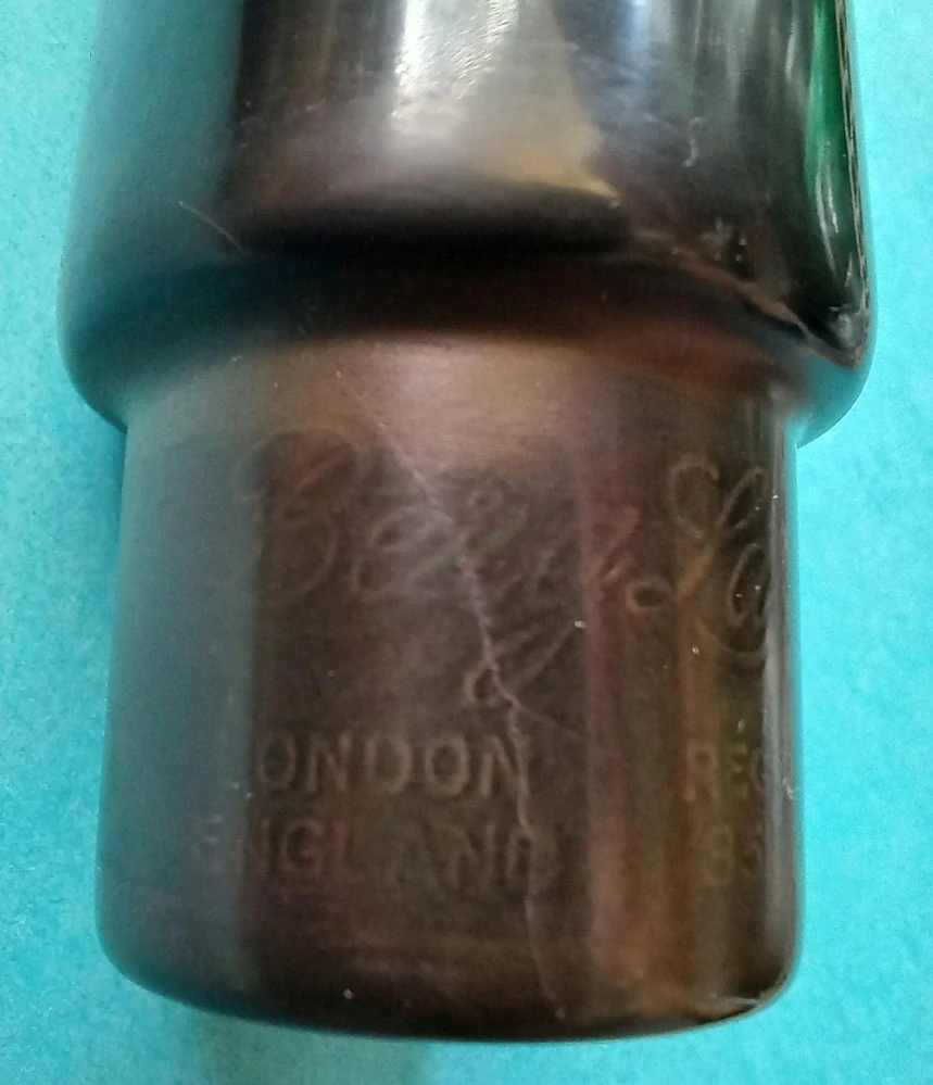 Berg Larsen Ebonit  95 (Poškozeno)