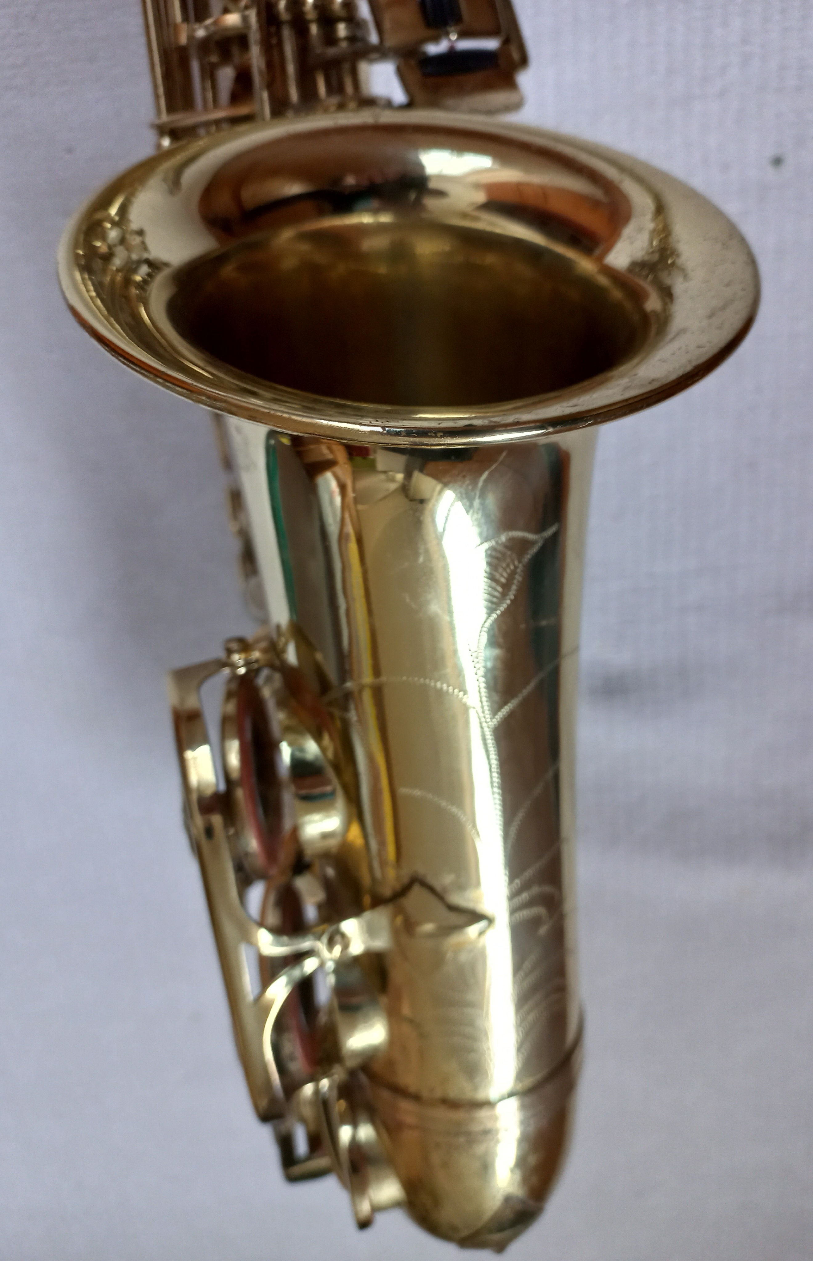 Alt saxofon No.8208